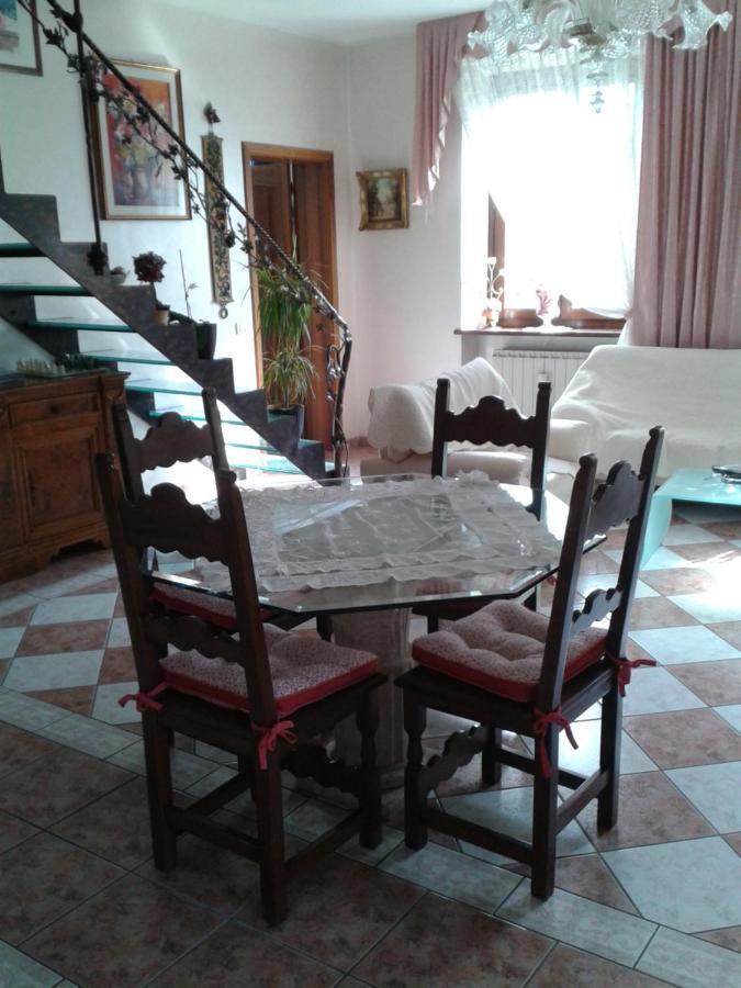 B&B Bread And Fantasy Ostra Bagian luar foto