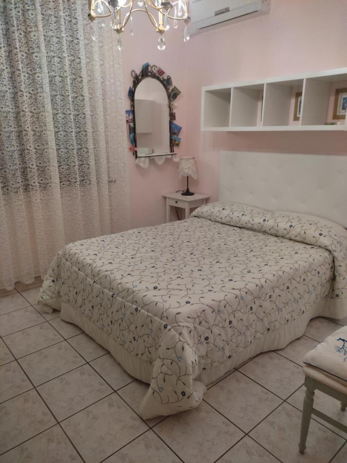 B&B Bread And Fantasy Ostra Bagian luar foto